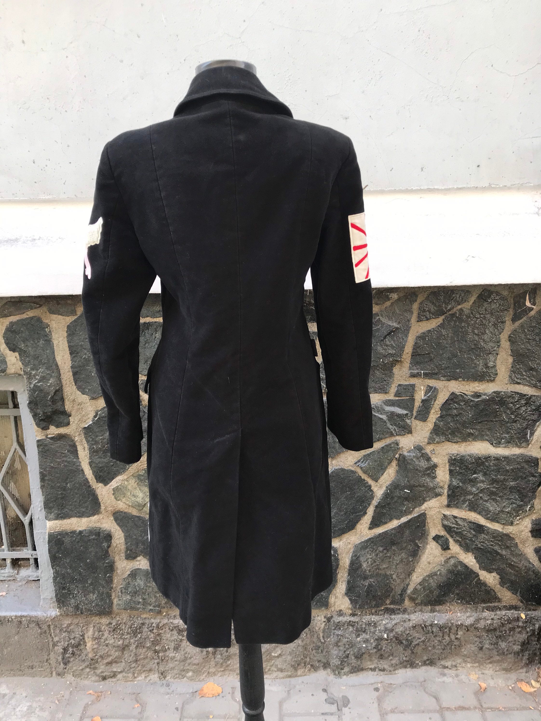 1990年製モスキーノジーンズの希少トレンチコート - 数字、雲、日本の