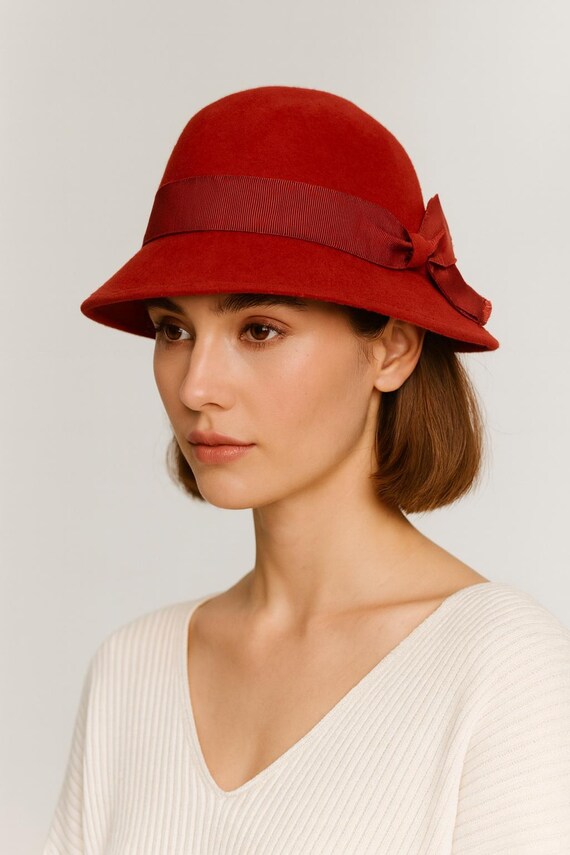 Vintage 1970s Lady-like Modell Red Wool Felt Hat – French  display picture 3