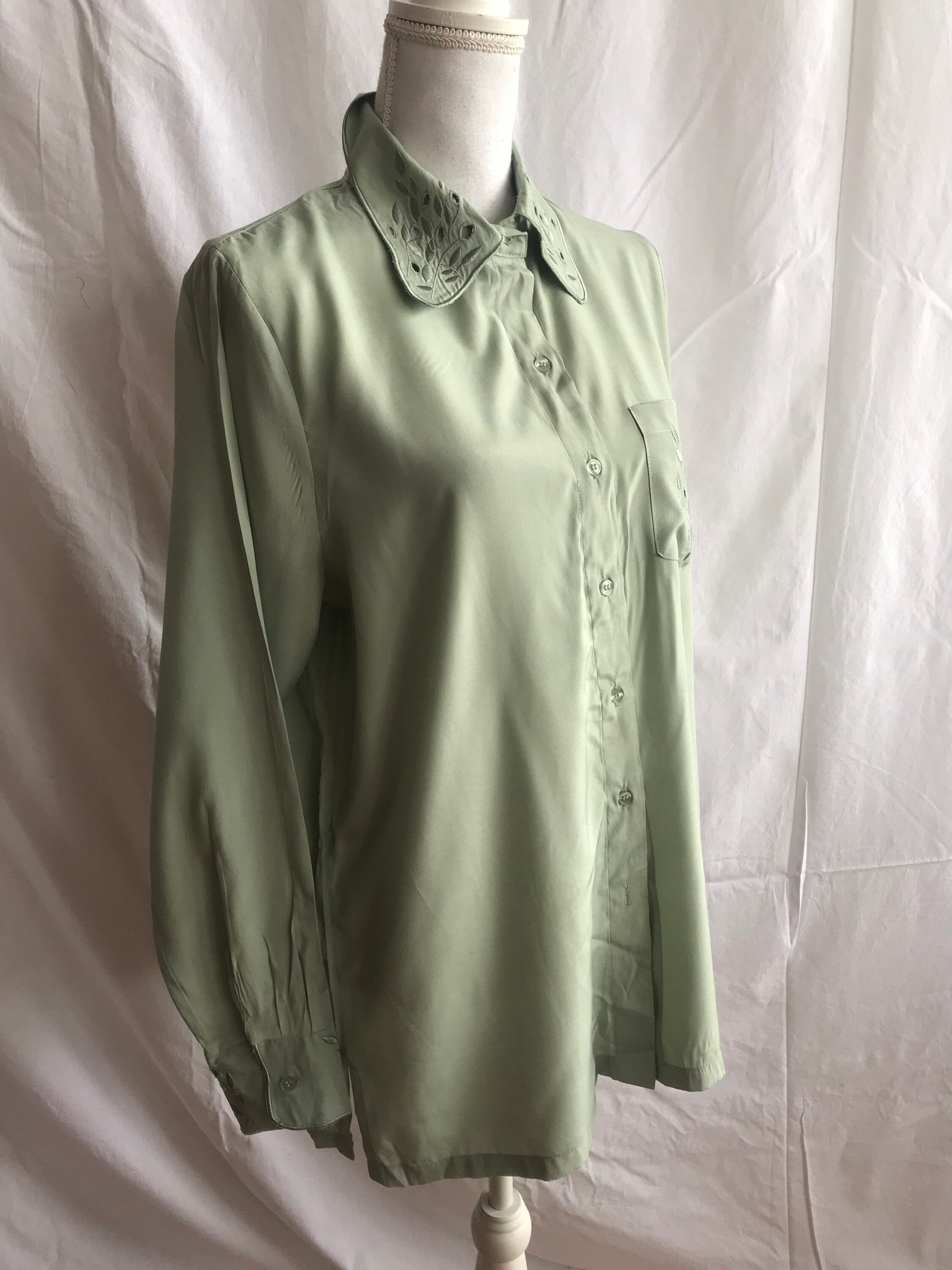 Vintage Shirt ,mint Colour , Embroidered Collar , Front Pocket , Button Down , Viscose ,boxy Cut , Oversize , 42/44 - Etsy Vintage Shirt ,mint Colour , Embroidered Collar , Front Pocket , Button Down , Viscose ,boxy Cut , Oversize , 42/44 - Etsy