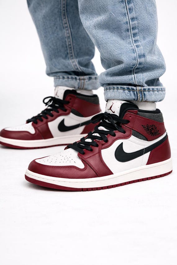 burgundy mids jordan 1