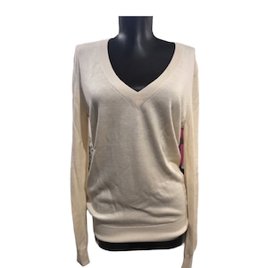 Cashmere jumper Vintage silk and cashmere V neck jumper Old Money, off white , elegant , classic