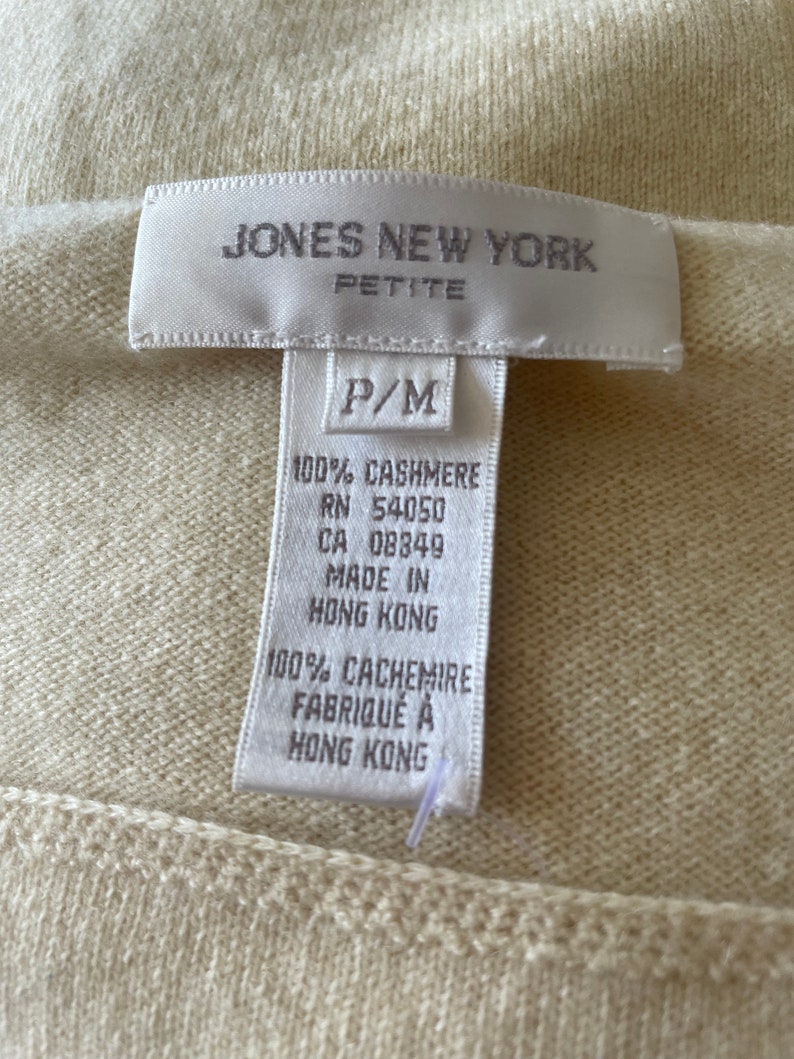 100 % Cashmere Beige Cream Color Jones New Yourk Jumper Sweater, Pure Cashmere Knitwear Size M, New with tags, Gift for Her, Birthday Gift image 3