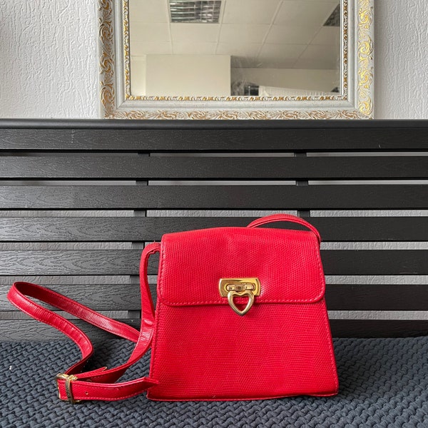 Gorgeous Vintage 70s Tomato Red Genuine Leather Crossbody Bag Gold Heart Shaped Fastening Cocktail Bag Clutch Gift for Her Birthday Gift