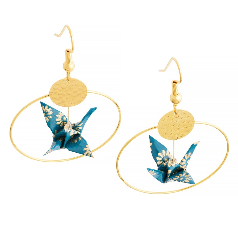 Bijoux origami motifs fleuris dorés, sakura, pliage oiseau bleu canard, grue du Japon pampilles martelées rondes image 2