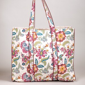 Handmade tote bag shopping bag girls bag vegetable bag handblock print bag fashion item Handmade quilt tote