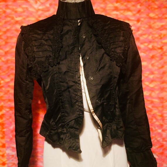 1880s Victorian Mourning Coat / Silk Mantle Bodice - image 1