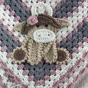Crochet baby blanket, Girl highland cow baby blanket with flowers, Highland cow nursery, Baby Shower Gift