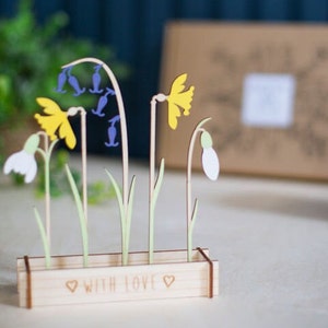 Personalised wooden Spring Flowers