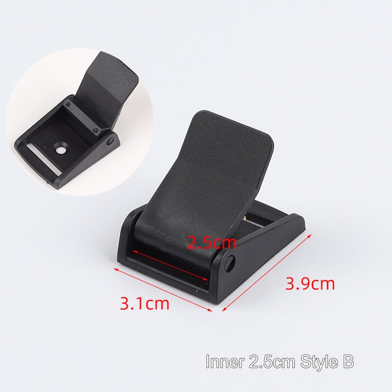 May include: Black plastic buckle with a 2.5 inch opening. The buckle is 3.1 inches wide and 3.9 inches long. Inner 2.5cm Style B.