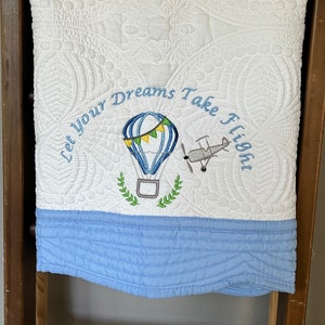 Embroidered Baby Quilt, Personalized Baby Quilt Blanket, Monogrammed Baby Quilt Blanket, Personalized Baby Shower Gift, Baby Crib Blanket