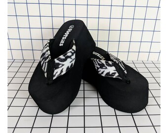 footsies platform flip flops