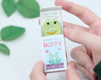 Hoppy Father's Day Wool Felt Frog In A Matchbox, Unique Father's Day Gift, Funny Father's Day Gift, Father's Day Card