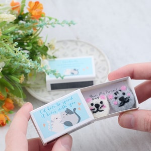 Chats en feutre de laine You're My Purrson dans une boîte d'allumettes, cadeau de Saint-Valentin pour lui, cadeau de Saint-Valentin pour elle, carte de Saint-Valentin, cadeau d'anniversaire