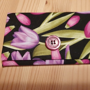 Ta-Tü-Täschchen Tulpen, Taschentuchtasche, Tasche für Papiertaschentücher, Erwachsene, Patchworkstoff