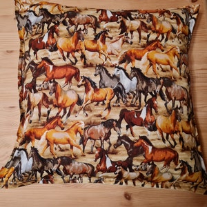 Pillow cover horse motifs 40 x 40 cm, cuddly pillow, cuddly pillow, children, decorative pillow, adults, pillow with motifs