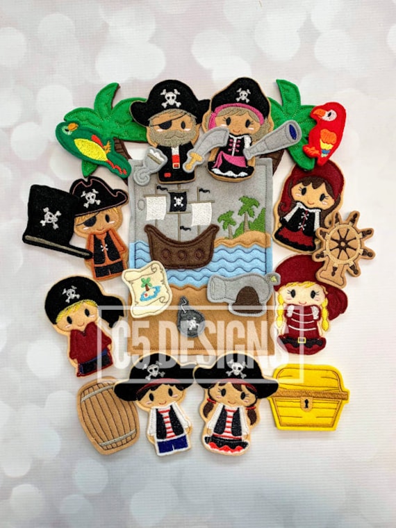 pirate finger puppets