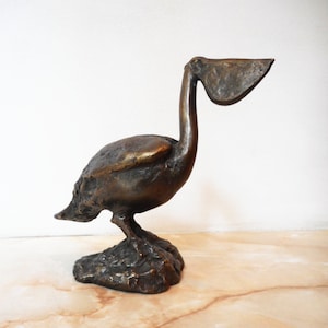 Home sculpture,realistic sculpture,bronze sculpture,bronze statue of Pelican ,Limited edition, sculptural miniature