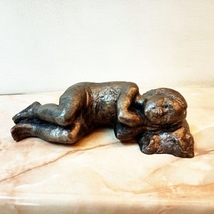 Realistic sculpture,Bronze sculpture,Bronze statue ,Limited edition,Sulpture of sleeping child