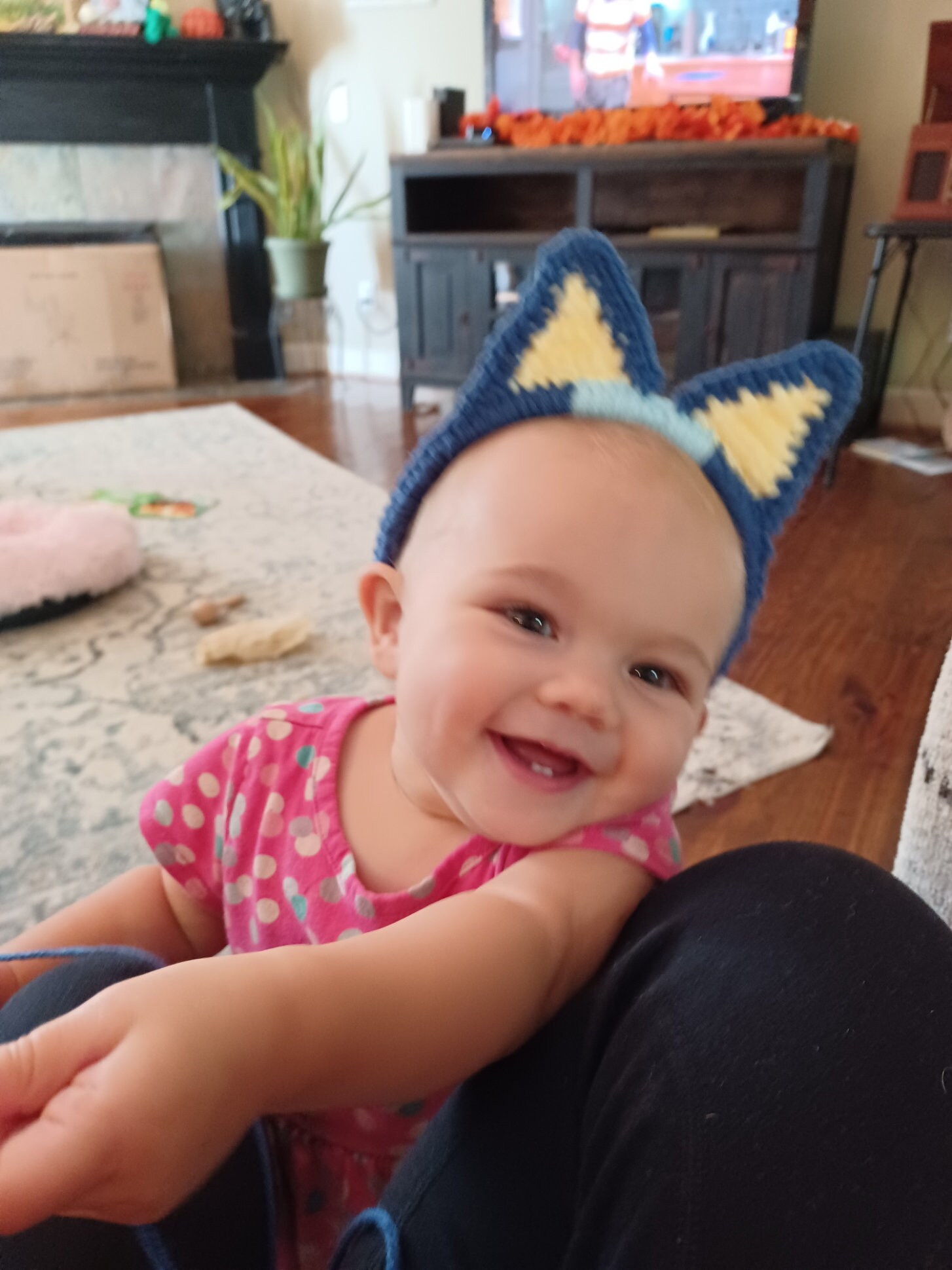 Dog Ear Headband / Blue dog / Children's dress-up / headband / crocheted / handmade / Australian / Heeler / blue / orange / gray / Bluey - Thumbnail 3