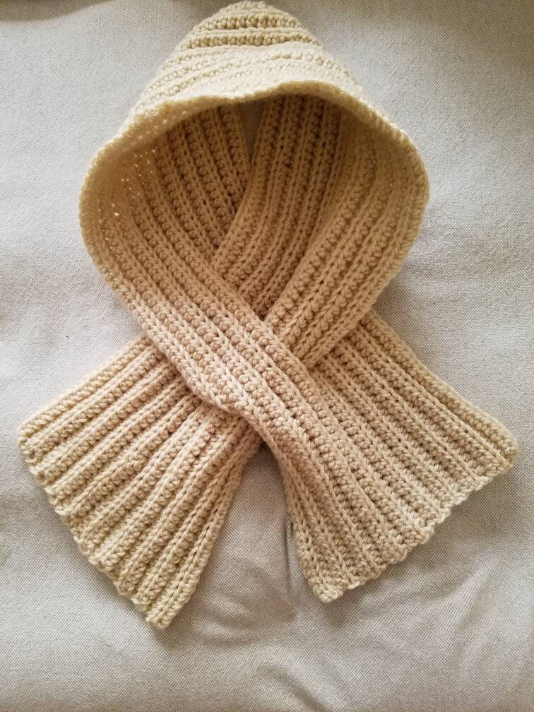 Pull - through Scarf / comfy / yarn / handmade / crochet / winter / cold weather gear / scarf - Thumbnail 3