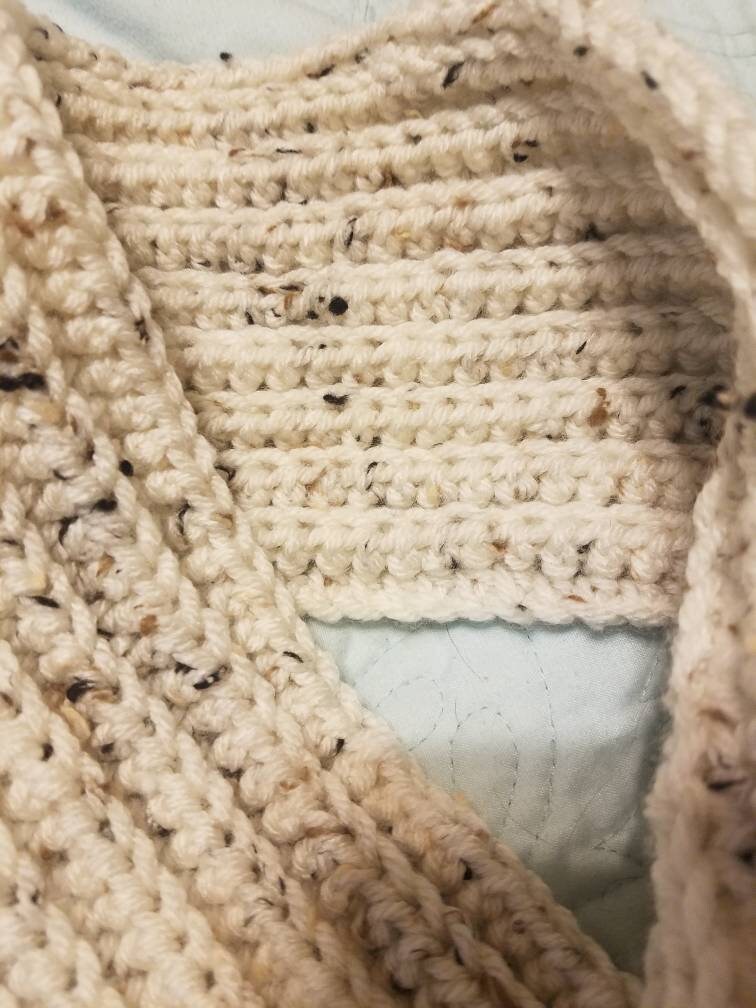 Pull - through Scarf / comfy / yarn / handmade / crochet / winter / cold weather gear / scarf - Thumbnail 7
