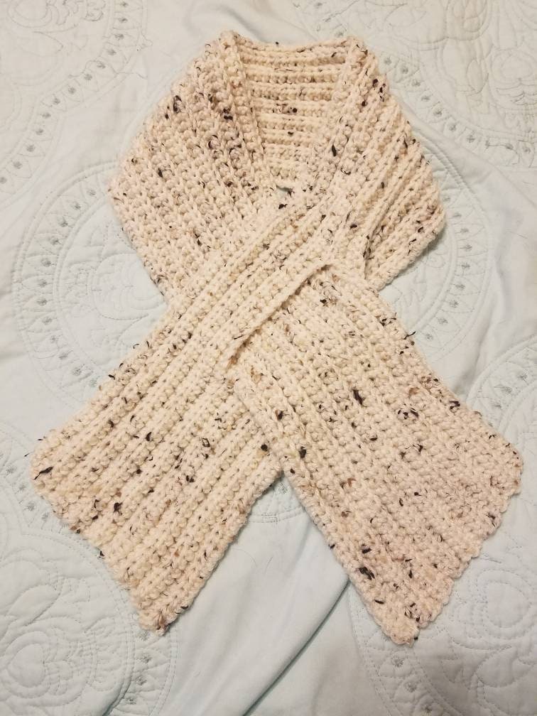 Pull - through Scarf / comfy / yarn / handmade / crochet / winter / cold weather gear / scarf - Thumbnail 2