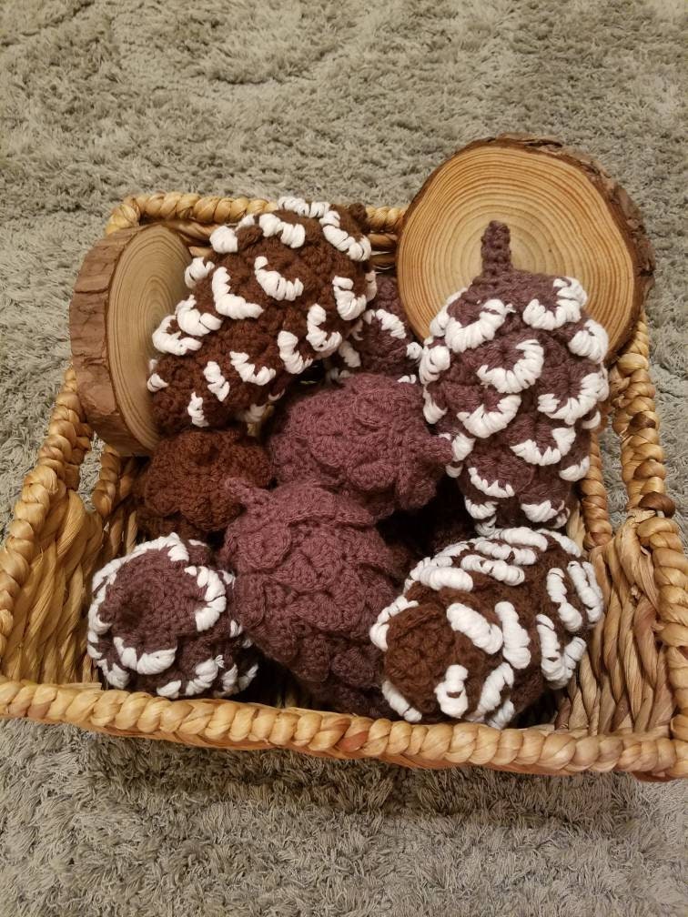 Crochet Pine cones / Decor / Stuffed / Woodland / Plush / Natural / stuffed pinecone / forest / tree / nature