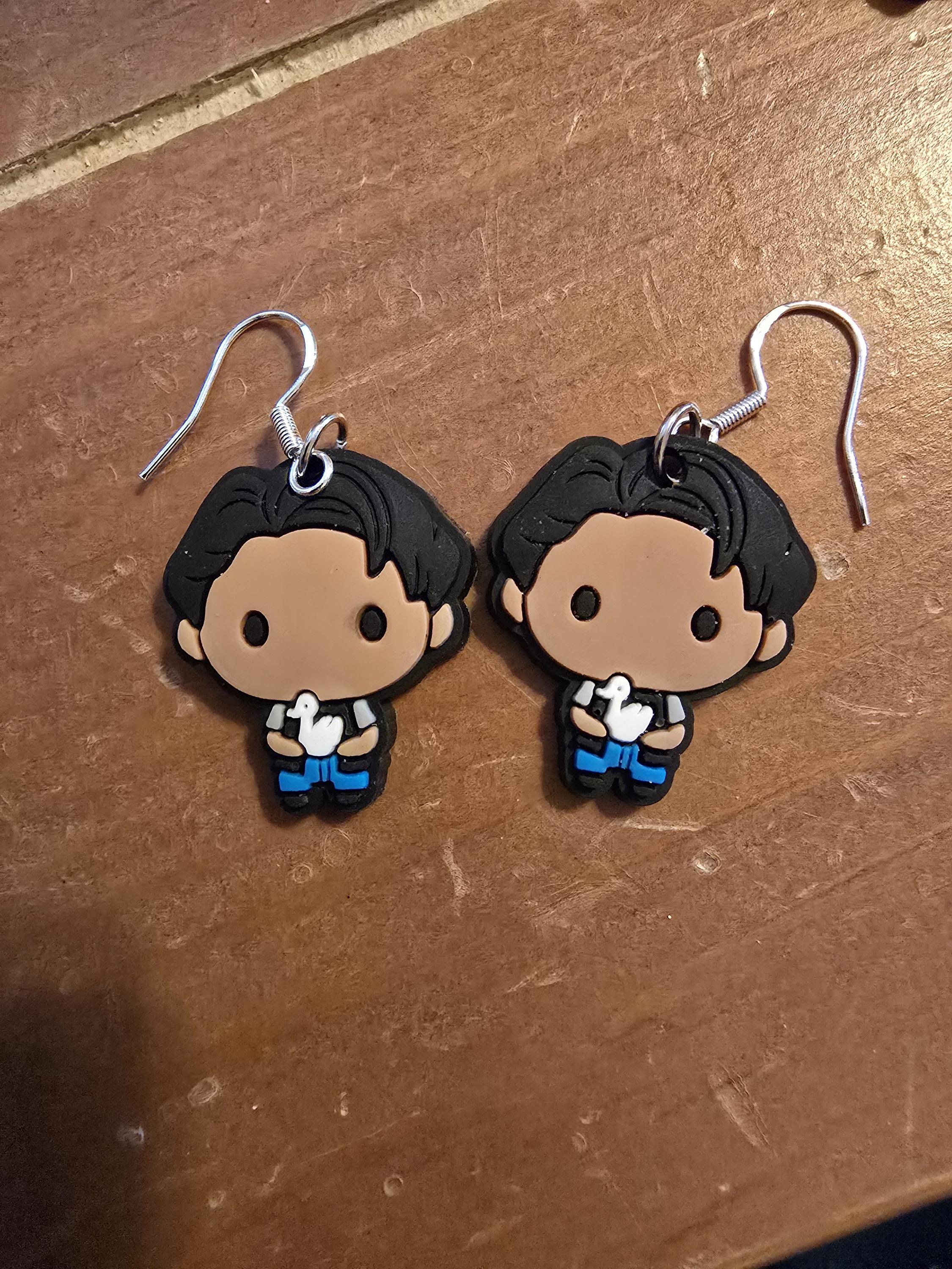 FRIENDS Novelty Earring / lightweight / rubber charm / nickel free / fish hook / Monica / Chandler / Ross / Joey / Phoebe / Rachel / Pick 2 - Thumbnail 2