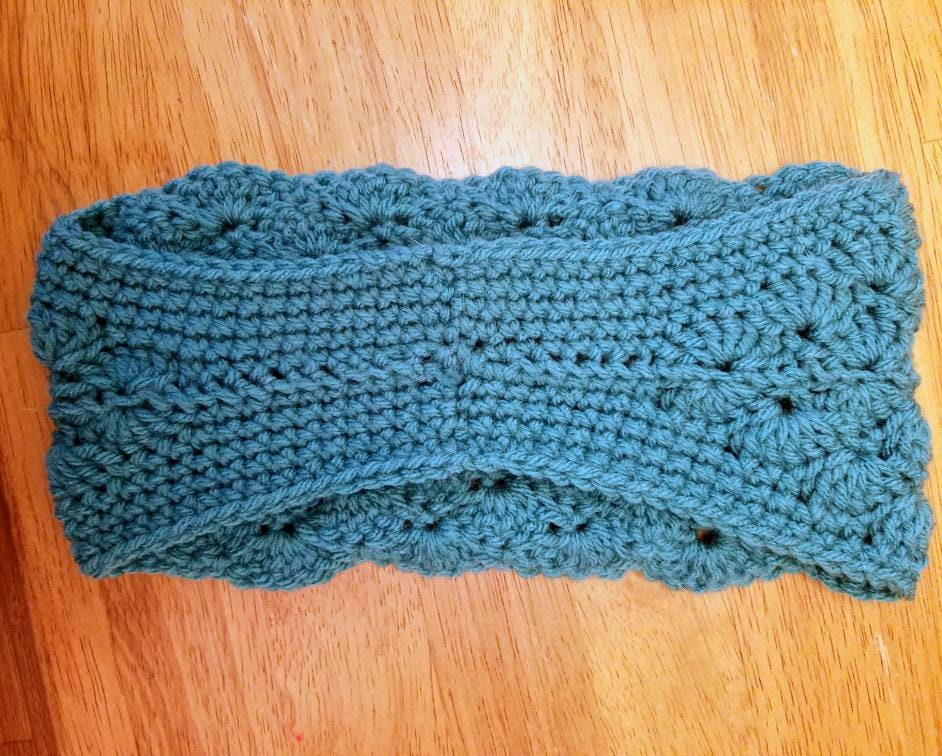 Crocheted Ear Warmer Headband / crochet / outerwear / head wear / headband / crochet / decorative / cold weather / for her - Thumbnail 3