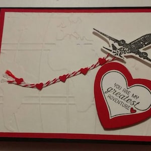 Cartão de maior aventura do Dia dos Namorados / carimbado à mão / feito à mão / Dia dos Namorados / para ele / para ela / amor / corações / avião / piloto