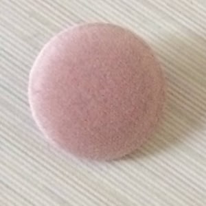 Bottoni in velluto rosa, bottoni rivestiti in tessuto in varie confezioni e dimensioni dei bottoni