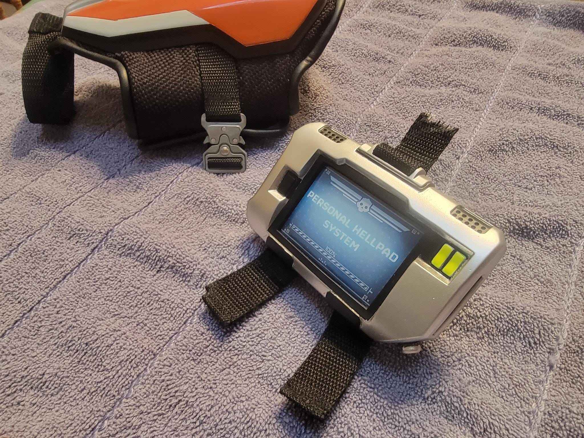 Hellpad Hellpad animated arm-display screen for your tac-pad, showing 2 ...