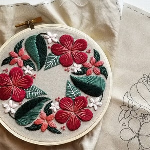 Easy floral wreath embroidery project with online video class "Floral Flourish", Hand embroidery kit with printed embroidery cloth