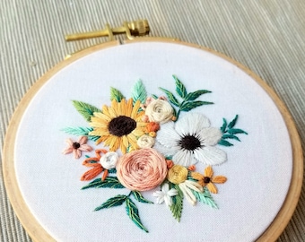 送料無料 DIY Mini Beginner Embroidery Kit, Small Floral Embroidery ヘアアクセサリー