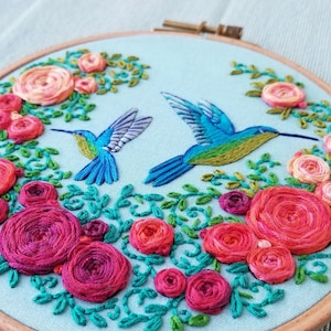 Summer birds hand embroidery pattern, diy hummingbird craft pattern, modern embroidery, animal needlepoint pattern, online video tutorial
