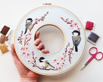 Chickadee bird hand embroidery template "Spring Wreath", DIY modern embroidery project PDF pattern with online video tutorial