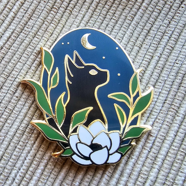 Mystical black cat needle minder, gold enamel magnet pin, needle minders for cross stitch & embroidery, gift for her sewing kit