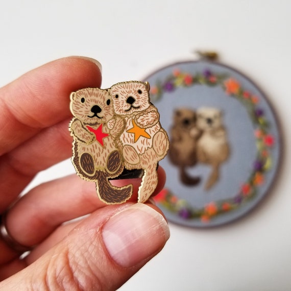 Cute sea otters and starfish needle minder, gold enamel magnet pin, needle minders for cross stitch & embroidery, gift for her sewing kit