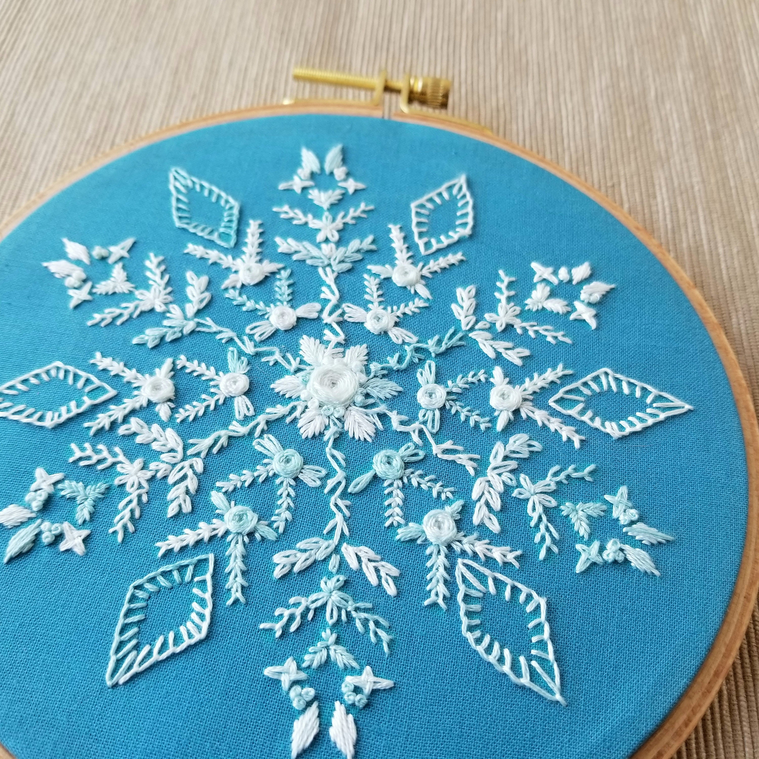 冬の雪の結晶の刺繍パターン、手刺繍のサンプル、刺繍の仕方の