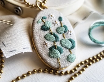 Easy embroidered necklace kit, DIY beginner embroidery jewelry supplies, eucalyptus purse keychain design, handmade gift for mothers day