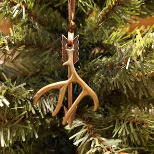 Antler and Arrow Christmas Tree Ornament | Hunting | Archery Ornament | Deer Ornament | Outdoor Home Decor | Gift for Dad | Gift for hunter