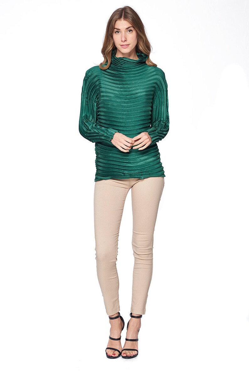 Pleated Diara Top Green L474-2