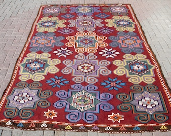 Vintage Red Goat Hair Kilim Rug: Large Tribal Oriental Carpet (6 x 9.51 ft)