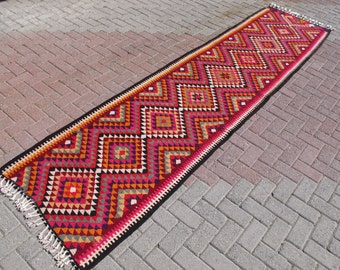 Vintage Turkish Kilim Runner Rug: Hand-Woven Wool Hallway Carpet (2'9" x 11'7" ft)