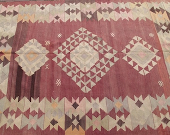 Handmade Wool Kilim Rug: Vintage Turkish Geometric Area Carpet (5x8.2 ft)