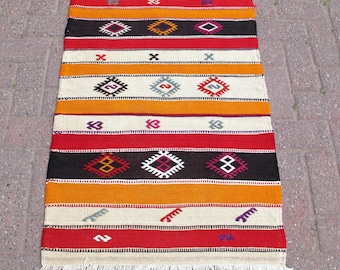 Vintage Turkish Kilim Rug: Handwoven Wool Boho Decor (2x3 ft)