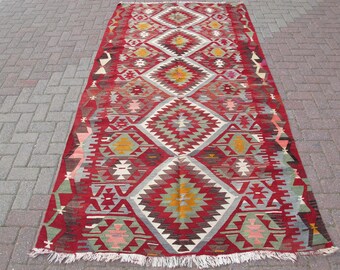 Vintage Turkish Kilim Rug: Handwoven Wool, Geometric Tribal Design (5 x 9.2 ft)