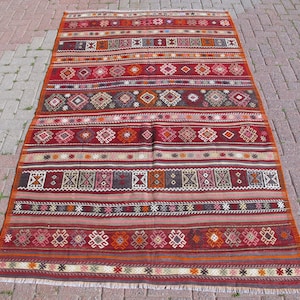 Vintage Gestreifter Kelim Teppich 150x250: Handgemachter Türkischer Wollteppich