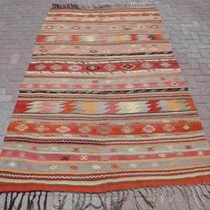 Vintage Turkish Kilim Rug (5.7x9.3 ft): Handwoven Wool, Striped Boho Decor