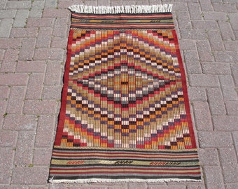Small Turkish Kilim Rug: Rustic Geometric Wool Entryway Carpet (2.5 x 4.1 ft)